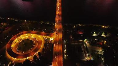 4K城市交通_航拍湖南长沙橘子洲大桥交通夜景